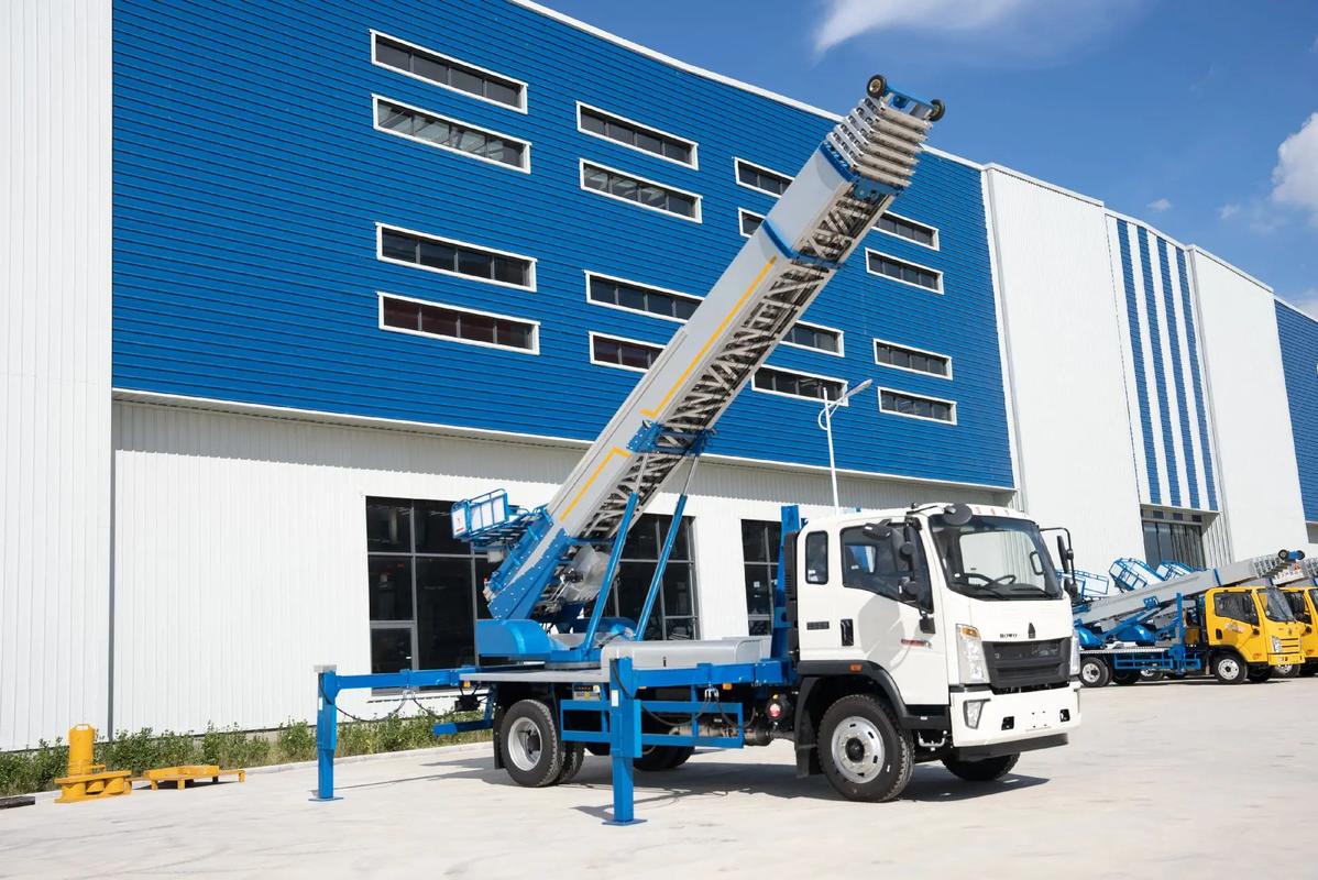 靖州小型云梯车上料车租赁多少钱